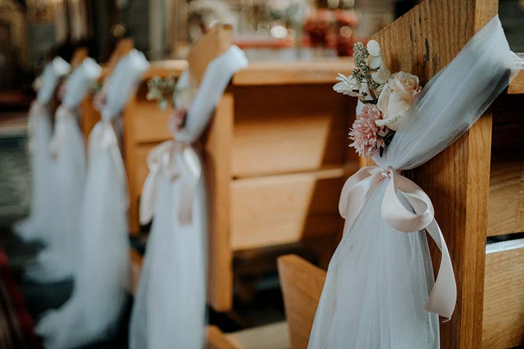 kwiaty na ślub,bukiet ślubny,bukiety ślubne,dekoracja sali,ślubne,mandala,kalendarz kwiatów ślubnych,najpiękniejsze kwiaty na ślub,najpiękniejsze kwiaty na wesele,na prezent ślubny,najlepsze florystka kraków,florystyka kraków,najlepsza florystka małopolska,aby stworzyły nastrój